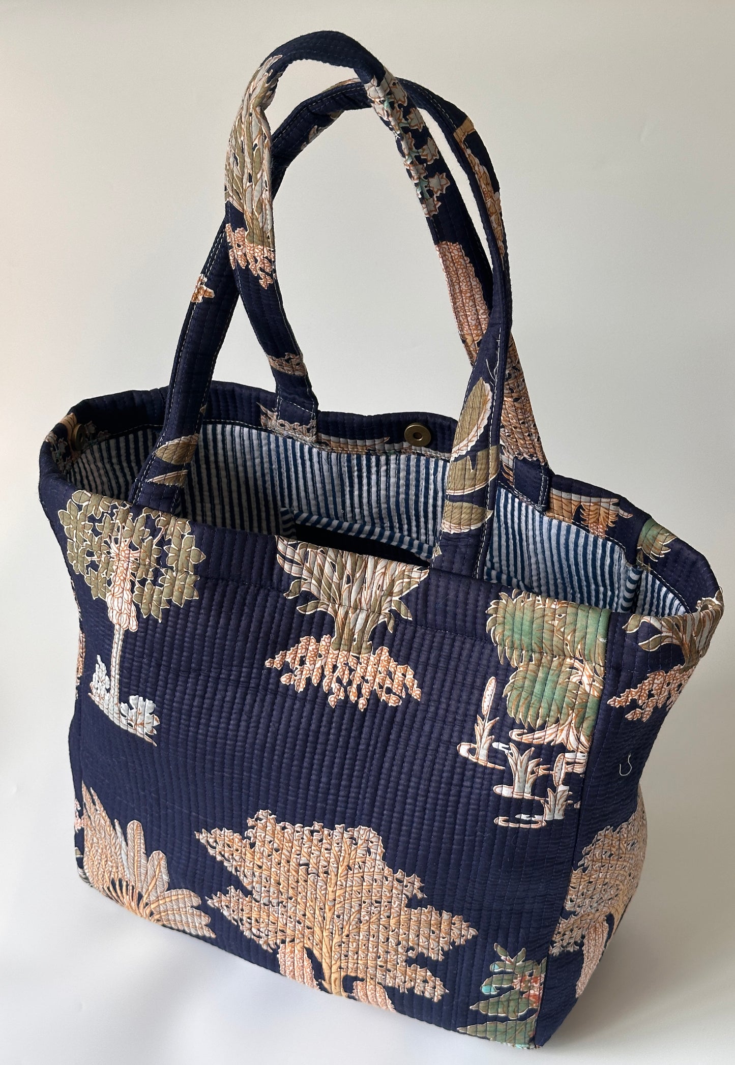 Indigo Desert Round Tote